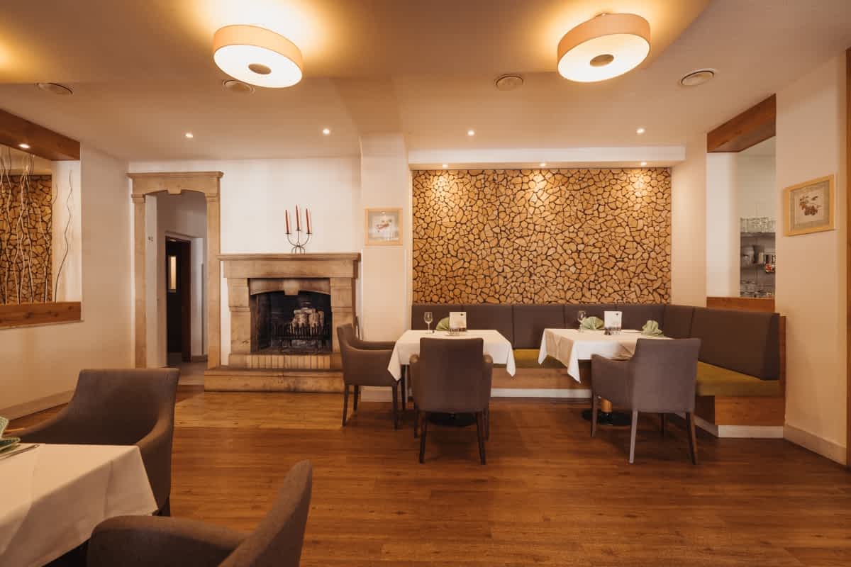 Restaurace
